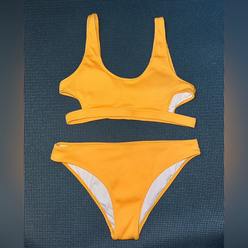 Cupshe Yellow Ribbed Scoop Bikini Set
